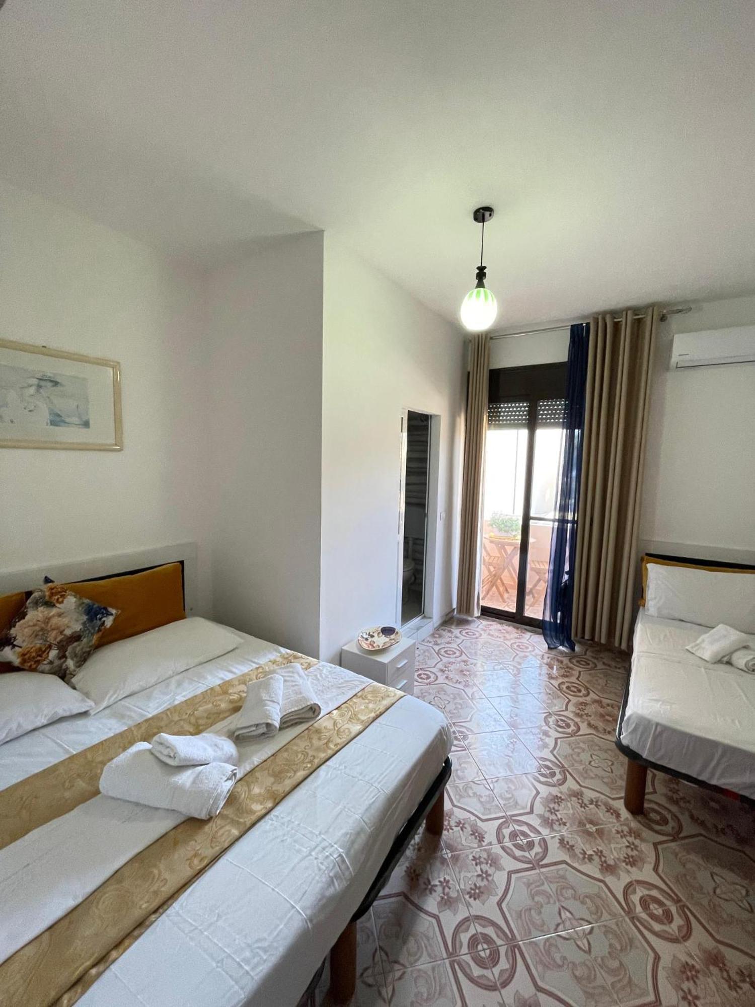 Villa Beni Osmenaj Vlorë Exterior foto