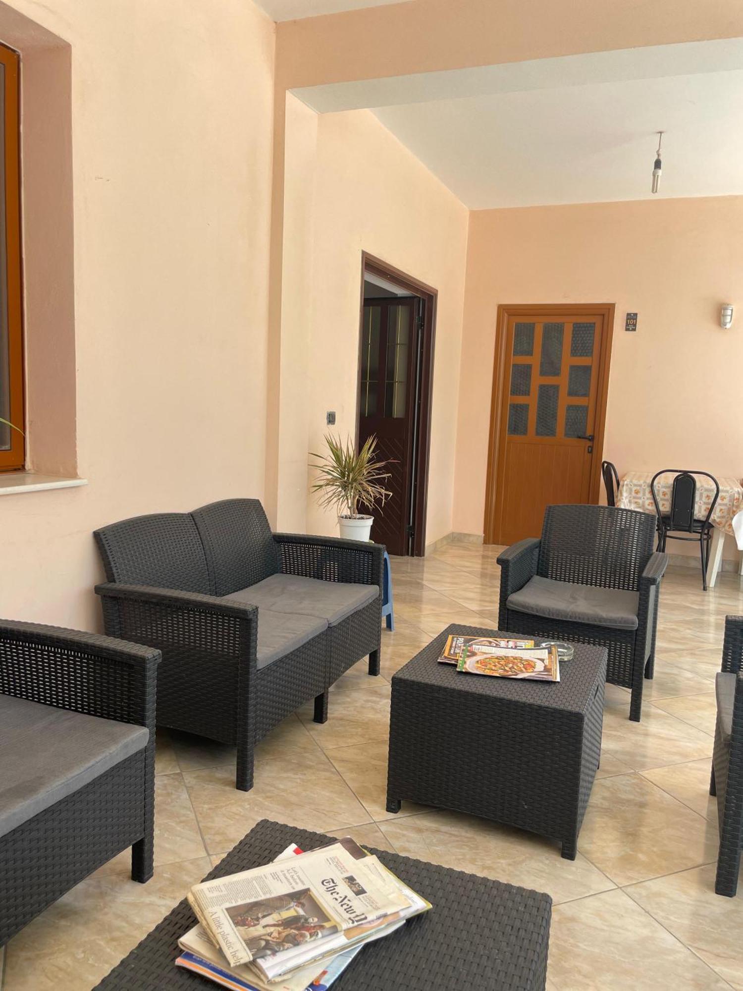 Villa Beni Osmenaj Vlorë Exterior foto